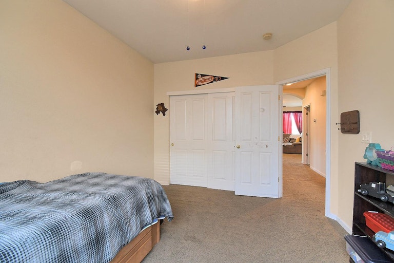 Photo 22 of 41 - 1400 Ladyfern St, Plumas Lake, CA 95961