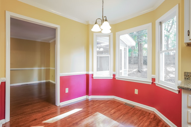 Photo 10 of 25 - 4101 Cary Oaks Dr, Apex, NC 27539