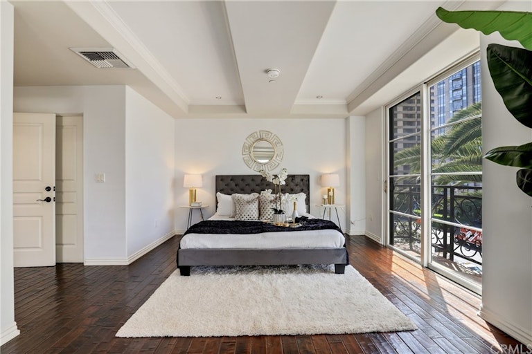 Photo 22 of 46 - 10795 Wilshire Blvd #402, Los Angeles, CA 90024