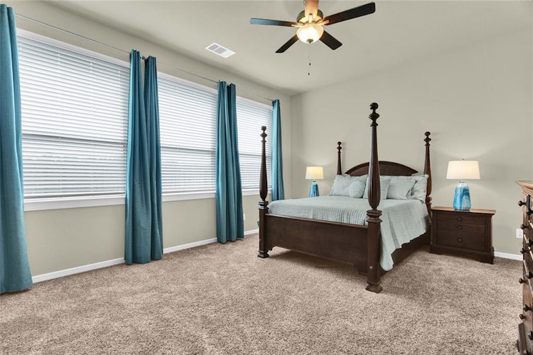 Photo 14 of 22 - 2143 Long Spring Dr, Missouri City, TX 77459