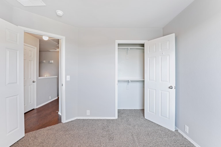 Photo 22 of 25 - 4128 Macy Ln, Fort Worth, TX 76244