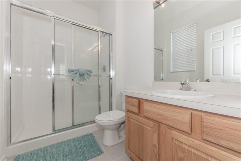 Photo 10 of 25 - 2650 Daulby St, Kissimmee, FL 34747