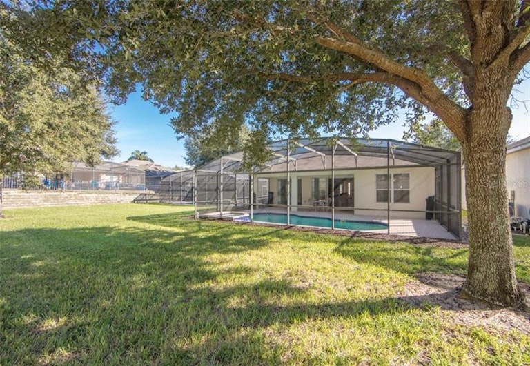 Photo 13 of 25 - 2650 Daulby St, Kissimmee, FL 34747