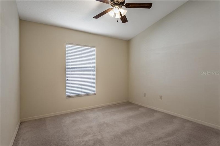 Photo 14 of 21 - 9919 Stockbridge Dr, Tampa, FL 33626