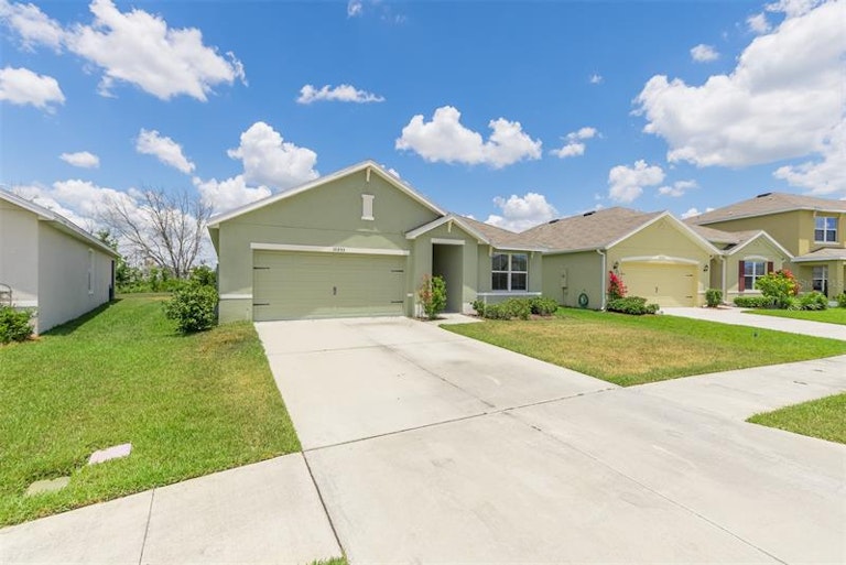 Photo 2 of 34 - 30855 Summer Sun Loop, Wesley Chapel, FL 33545