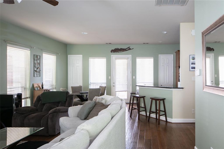 Photo 14 of 30 - 1519 Nagle St, Houston, TX 77003