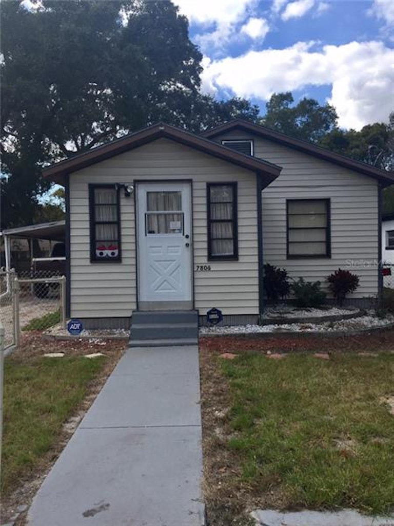 Photo 1 of 4 - 7806 N Marks St, Tampa, FL 33604