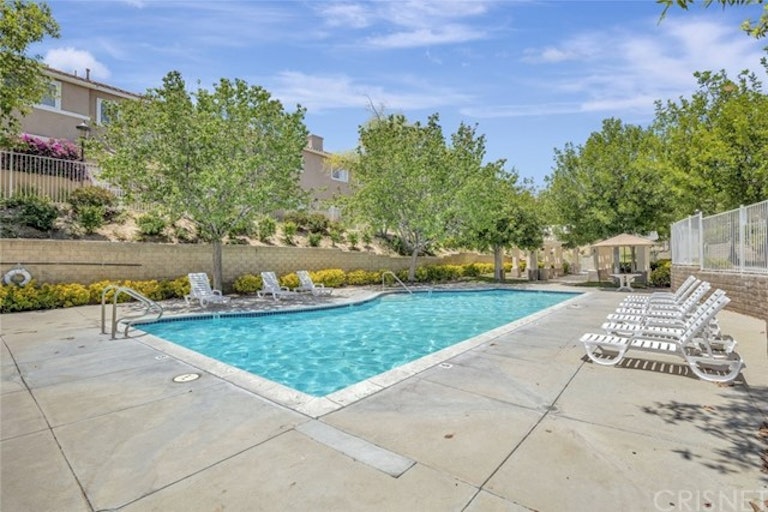 Photo 31 of 37 - 25773 Perlman Pl Unit F, Stevenson Ranch, CA 91381