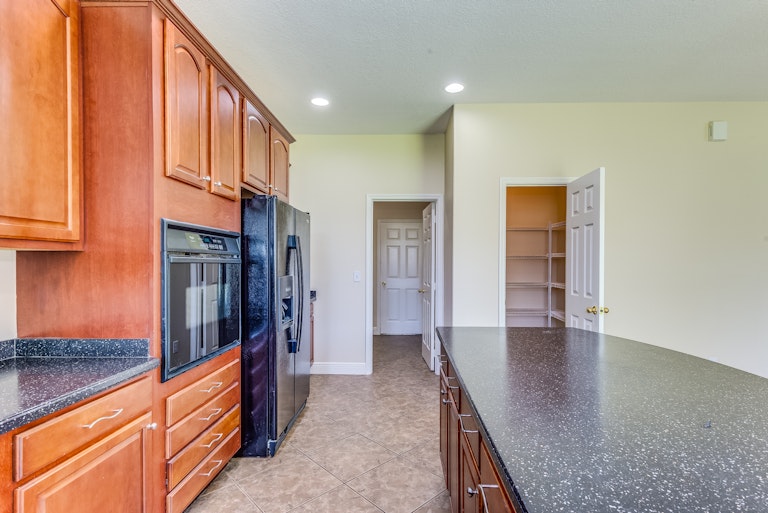 Photo 7 of 25 - 15334 Galbi Dr, Orlando, FL 32828