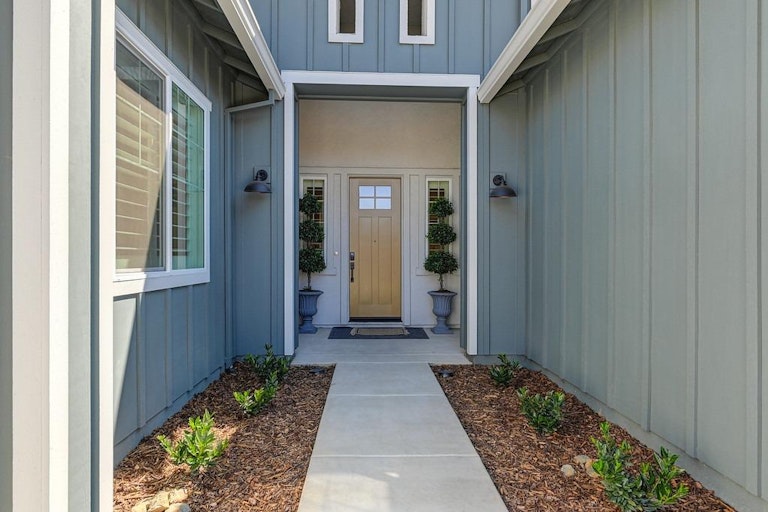 Photo 3 of 44 - 4081 McKay Pl, El Dorado Hills, CA 95762