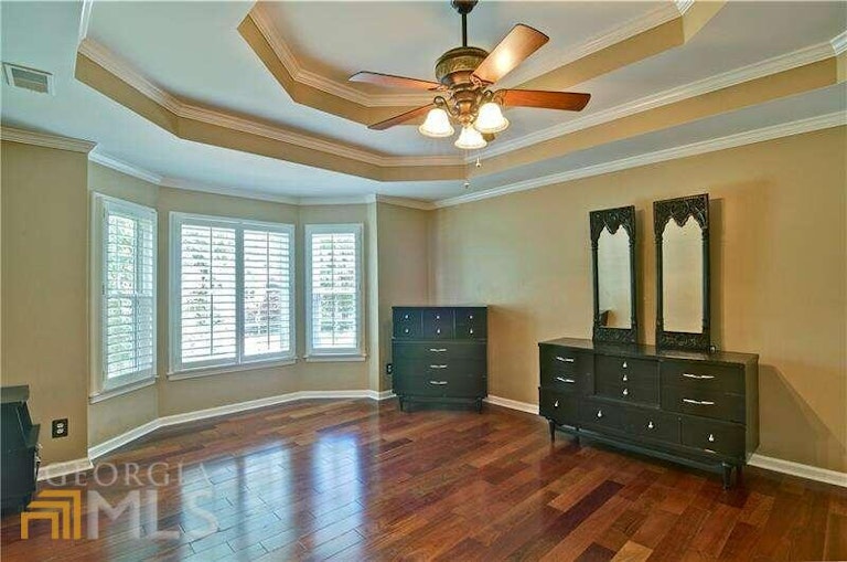 Photo 34 of 78 - 945 Whitehawk Trl, Lawrenceville, GA 30043