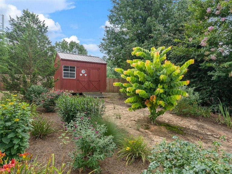 Photo 35 of 35 - 130 Cartee Ln, Dallas, GA 30157