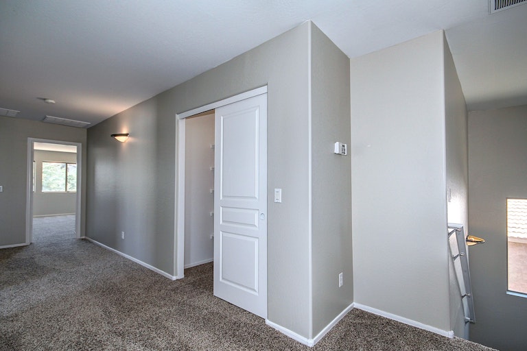Photo 9 of 23 - 315 E Saddle Way, San Tan Valley, AZ 85143