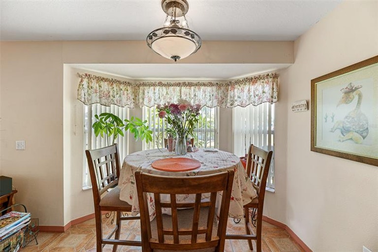 Photo 17 of 34 - 2345 Kings Crest Rd, Kissimmee, FL 34744