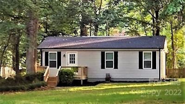 Photo 1 of 20 - 9725 Rodanthe Pl #37, Huntersville, NC 28078