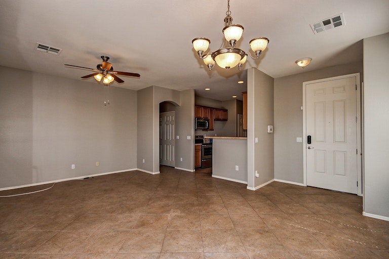 Photo 8 of 20 - 7412 W Wolf St, Phoenix, AZ 85033