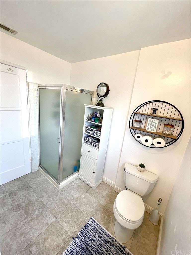 Photo 39 of 51 - 5807 E Monlaco Rd, Long Beach, CA 90808