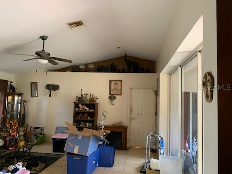 Photo 4 of 12 - 2759 Beaver Ter, North Port, FL 34286