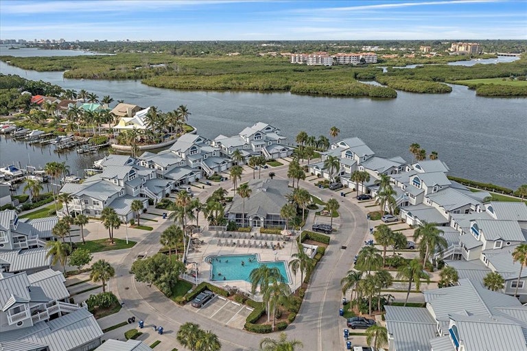 Photo 41 of 44 - 1360 Siesta Bayside Dr #1360-D, Sarasota, FL 34242
