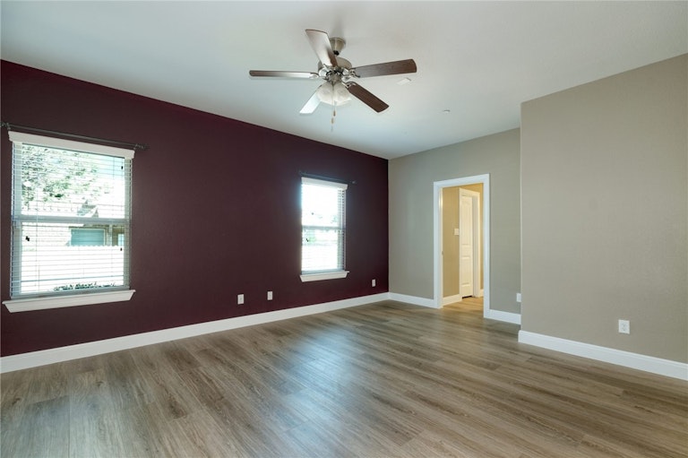 Photo 11 of 29 - 2304 S Lakeline Blvd #401, Cedar Park, TX 78613