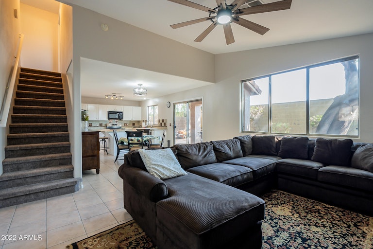 Photo 8 of 37 - 4036 E Melinda Ln, Phoenix, AZ 85050