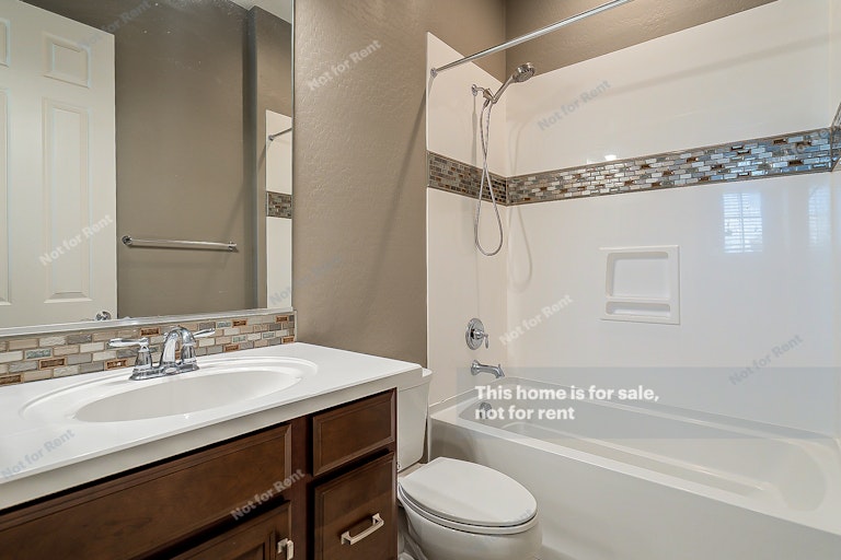 Photo 32 of 39 - 4123 E Cynthia St, Gilbert, AZ 85295