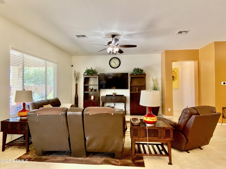 Photo 18 of 26 - 126 E Blue Lagoon Dr, Casa Grande, AZ 85122