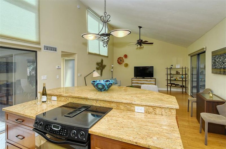 Photo 22 of 77 - 306 Pine Run Dr, Osprey, FL 34229