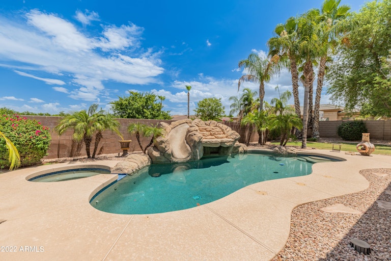 Photo 71 of 73 - 2517 S Constellation Way, Gilbert, AZ 85295