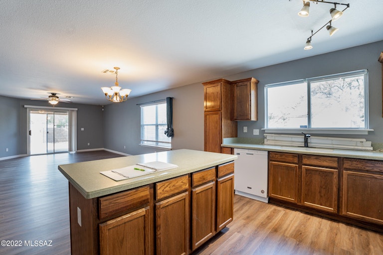 Photo 8 of 36 - 10393 E Marquette St, Tucson, AZ 85747