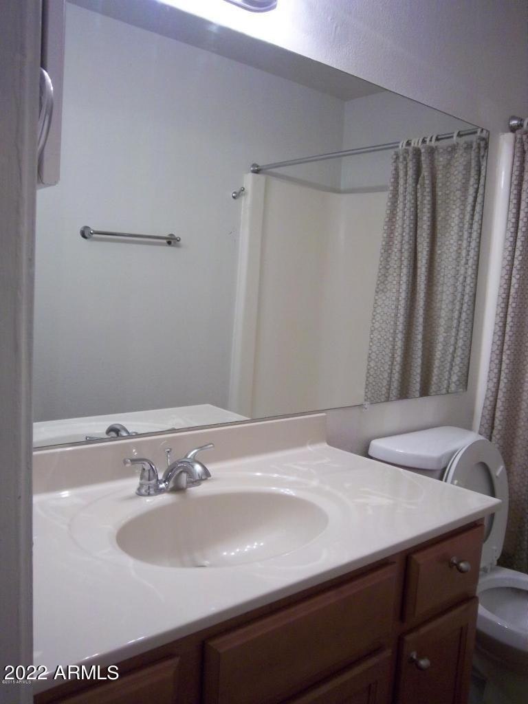 Photo 9 of 12 - 3207 W Royal Palm Rd, Phoenix, AZ 85051