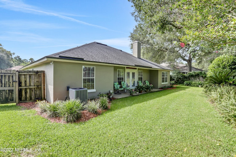 Photo 32 of 32 - 12669 Eaglesham Dr, Jacksonville, FL 32225