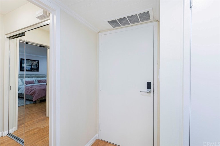 Photo 10 of 48 - 1339 N Columbus Ave, Glendale, CA 91202