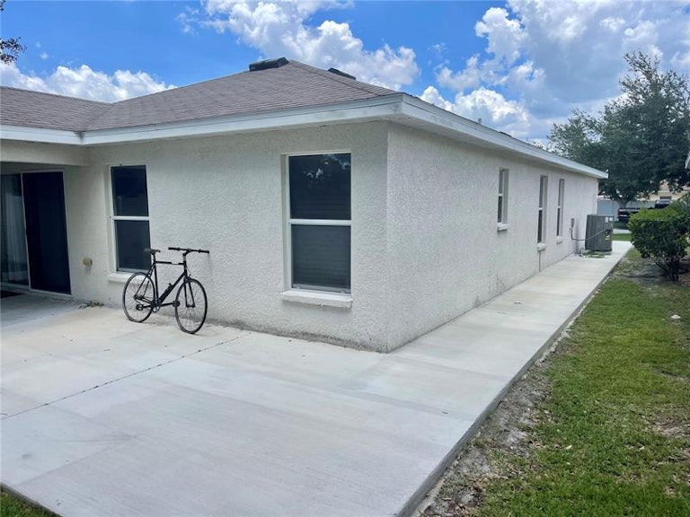 Photo 3 of 30 - 11603 Hammocks Glade Dr, Riverview, FL 33569