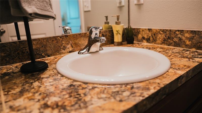 Photo 14 of 65 - 2491 Bracknell Forest Trl, Tavares, FL 32778