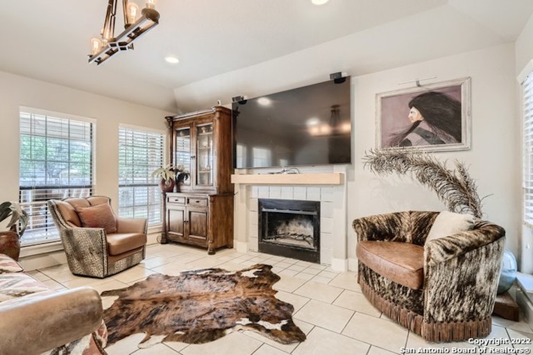 Photo 1 of 26 - 8511 Pendragon St, San Antonio, TX 78254