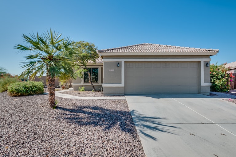 Photo 1 of 36 - 2044 S 86th Ln, Tolleson, AZ 85353