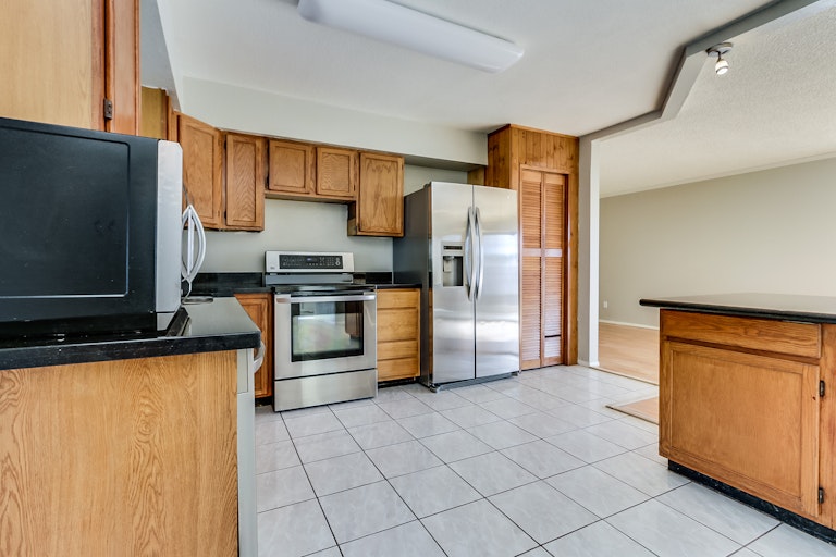 Photo 7 of 28 - 909 W Danbury Rd, Phoenix, AZ 85023