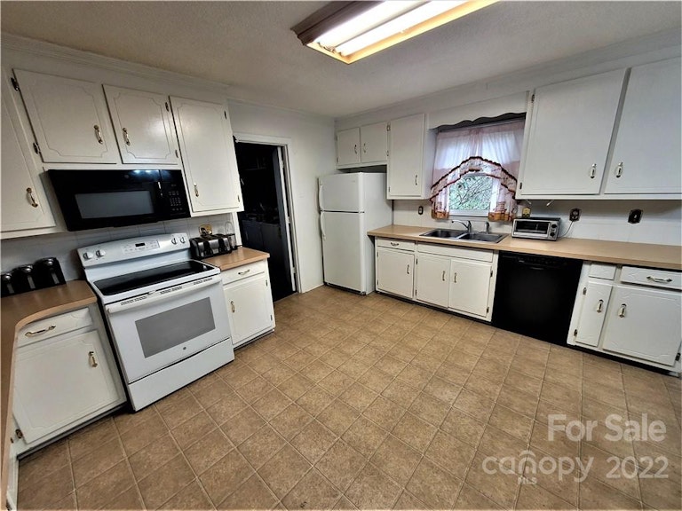 Photo 11 of 21 - 2115 Fowler Secrest Rd, Monroe, NC 28110