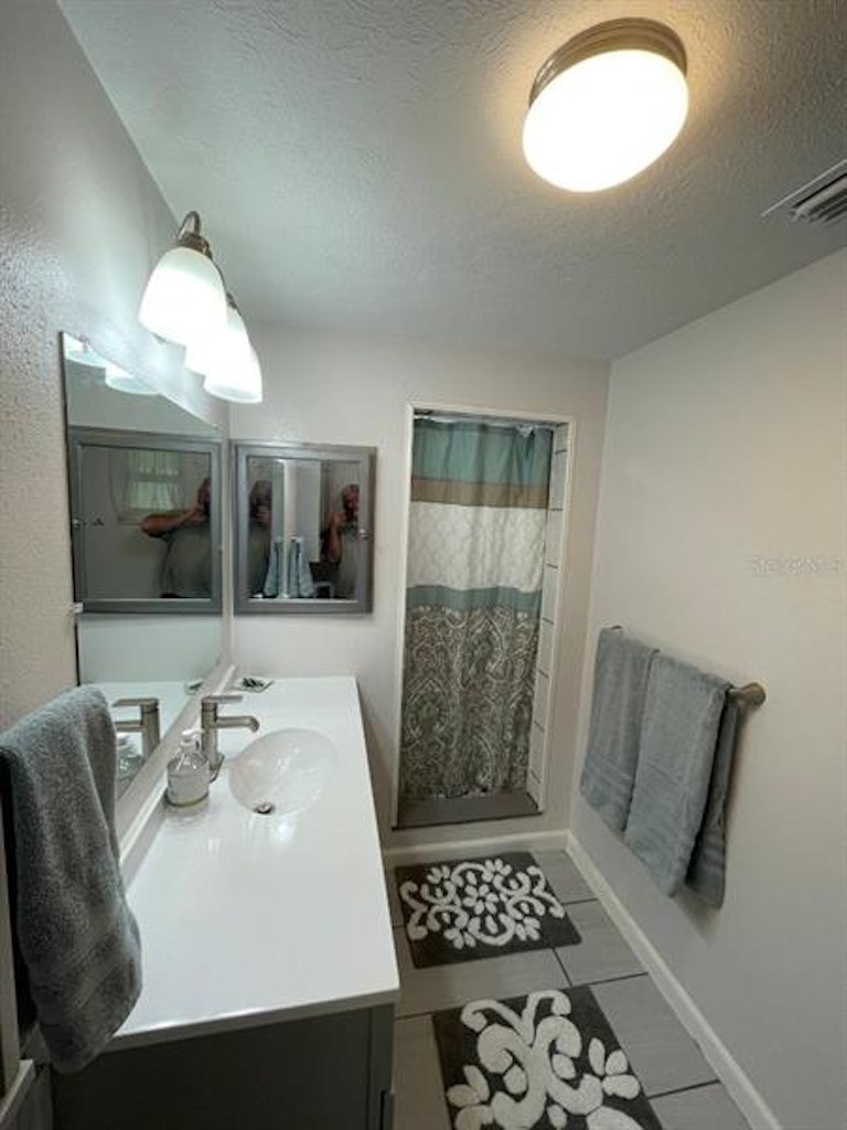 Photo 20 of 23 - 3525 New River Rd, Wesley Chapel, FL 33543