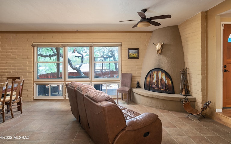 Photo 11 of 31 - 2515 N Rising Star Trl, Tucson, AZ 85745
