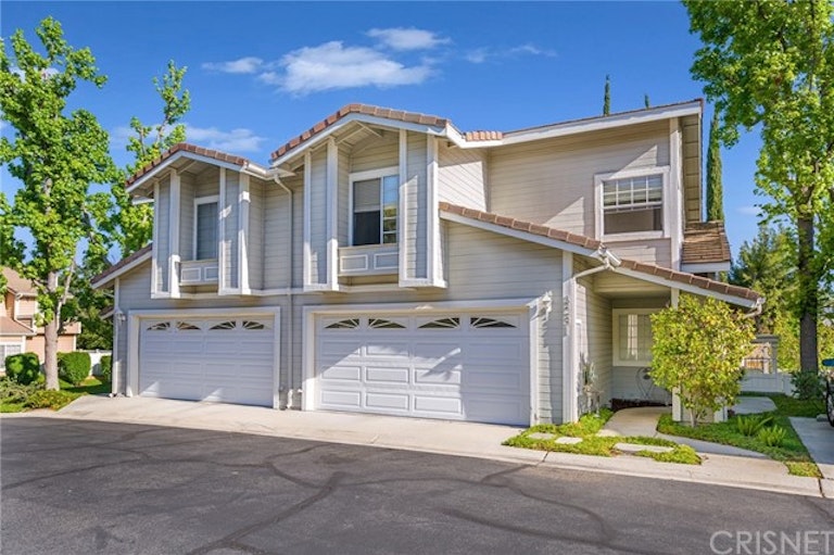 Photo 1 of 29 - 4231 Flintlock Ln, Westlake Village, CA 91361
