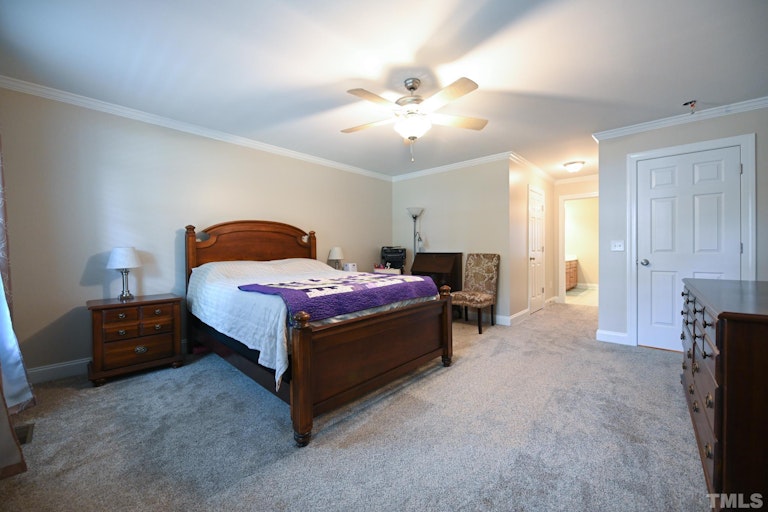 Photo 19 of 40 - 142 Mill Branch Cir, Fuquay Varina, NC 27526