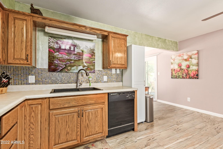 Photo 10 of 20 - 724 W Farmdale Ave, Mesa, AZ 85210