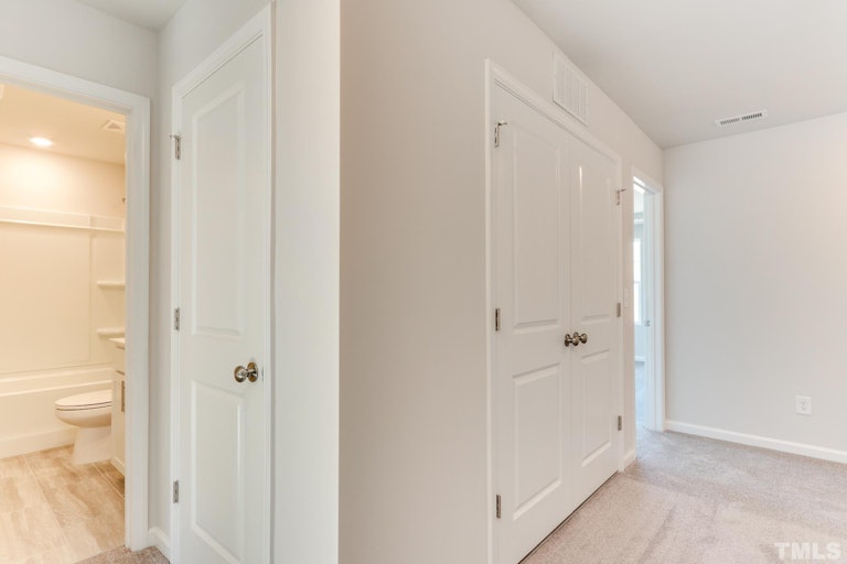 Photo 22 of 32 - 108 Maple Grove Ln, Durham, NC 27703