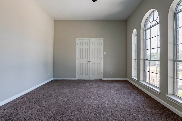 Photo 27 of 30 - 1134 Park Breeze Ct, Fresno, TX 77545