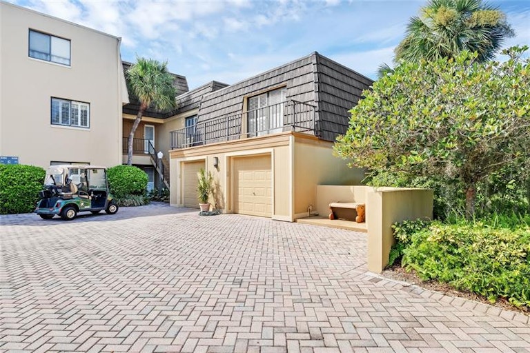 Photo 1 of 44 - 6258 Masters Blvd Unit C204, Orlando, FL 32819