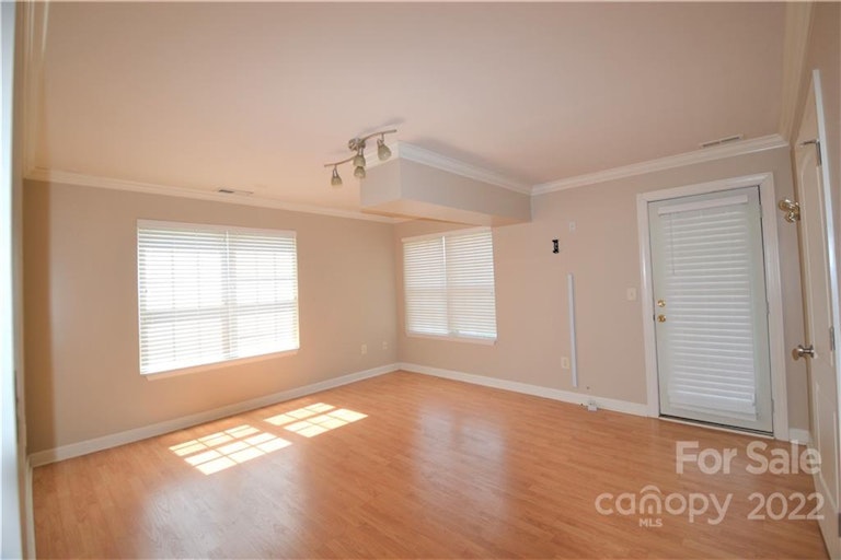 Photo 3 of 30 - 144 Rock Ridge Ln, Mount Holly, NC 28120
