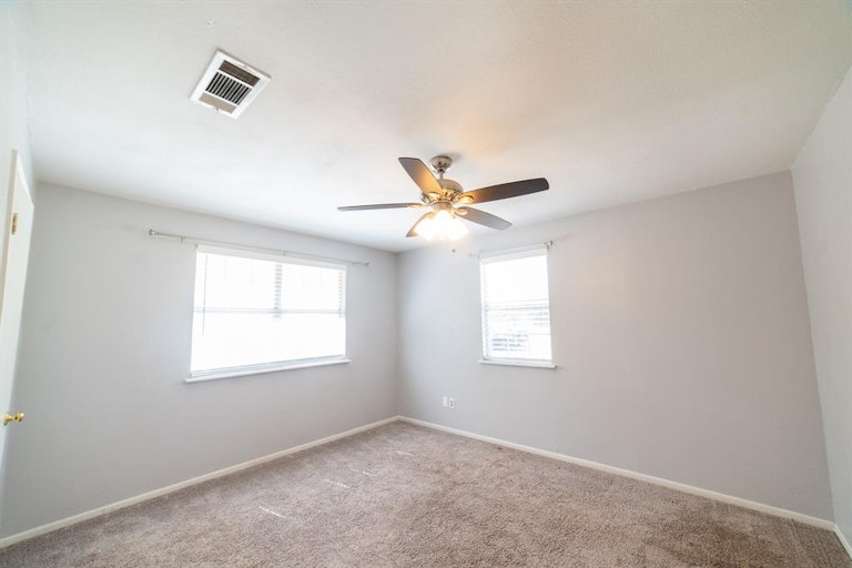 Photo 14 of 28 - 7301 Fishtrap Rd, Crossroads, TX 76227