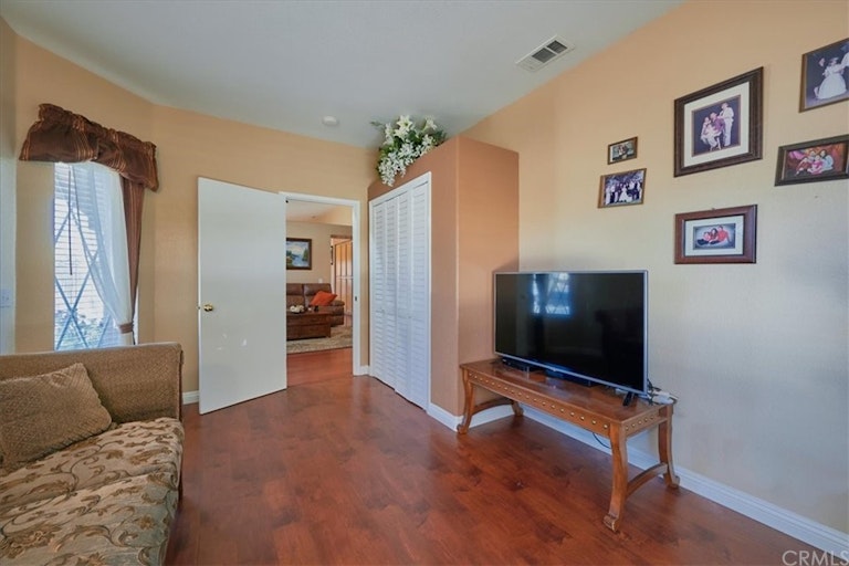 Photo 32 of 45 - 3396 Murray Hill Way, Hemet, CA 92545